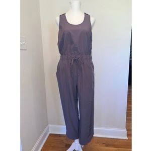NWT Vera Wang Jumpsuit